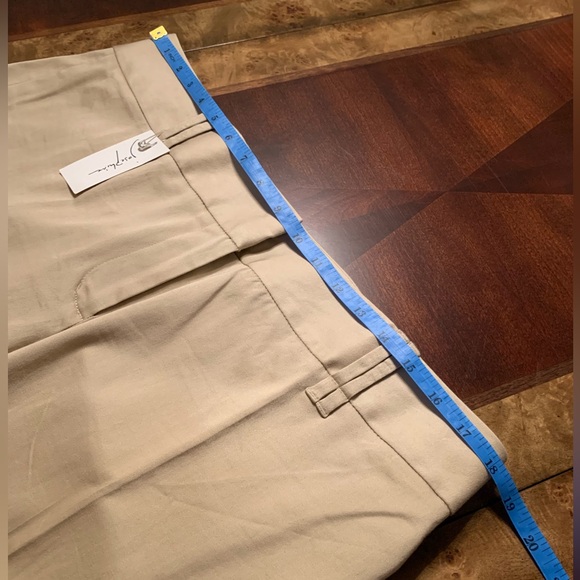 NWOT Josephine Desert Khaki Capris Pants Size 12 - Picture 6 of 8